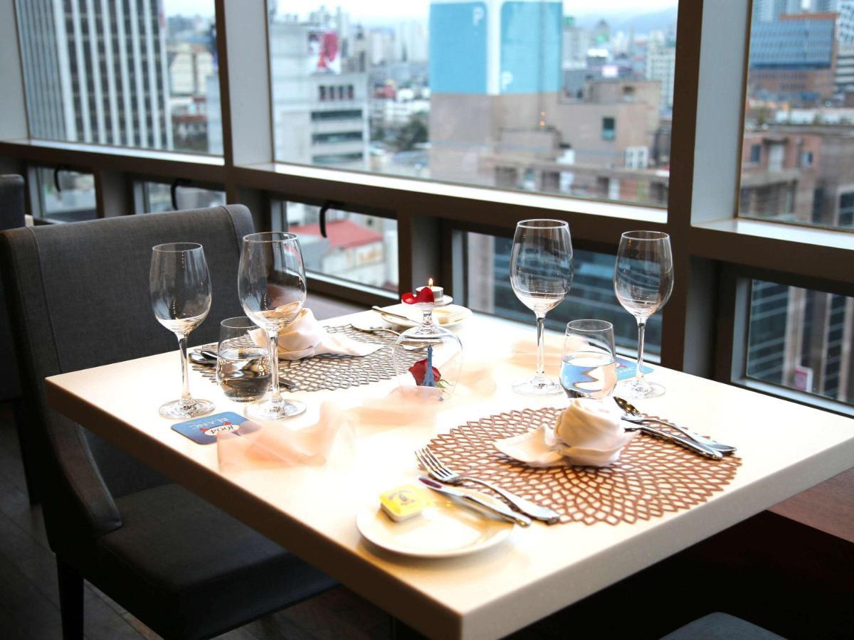 Novotel Ambassador Daegu Exterior foto